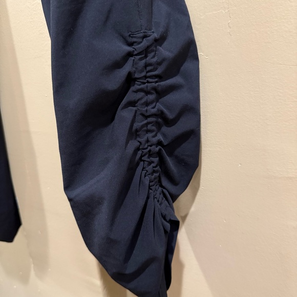 Athleta Women’s Cinch Leg Black Pants - Picture 3 of 5